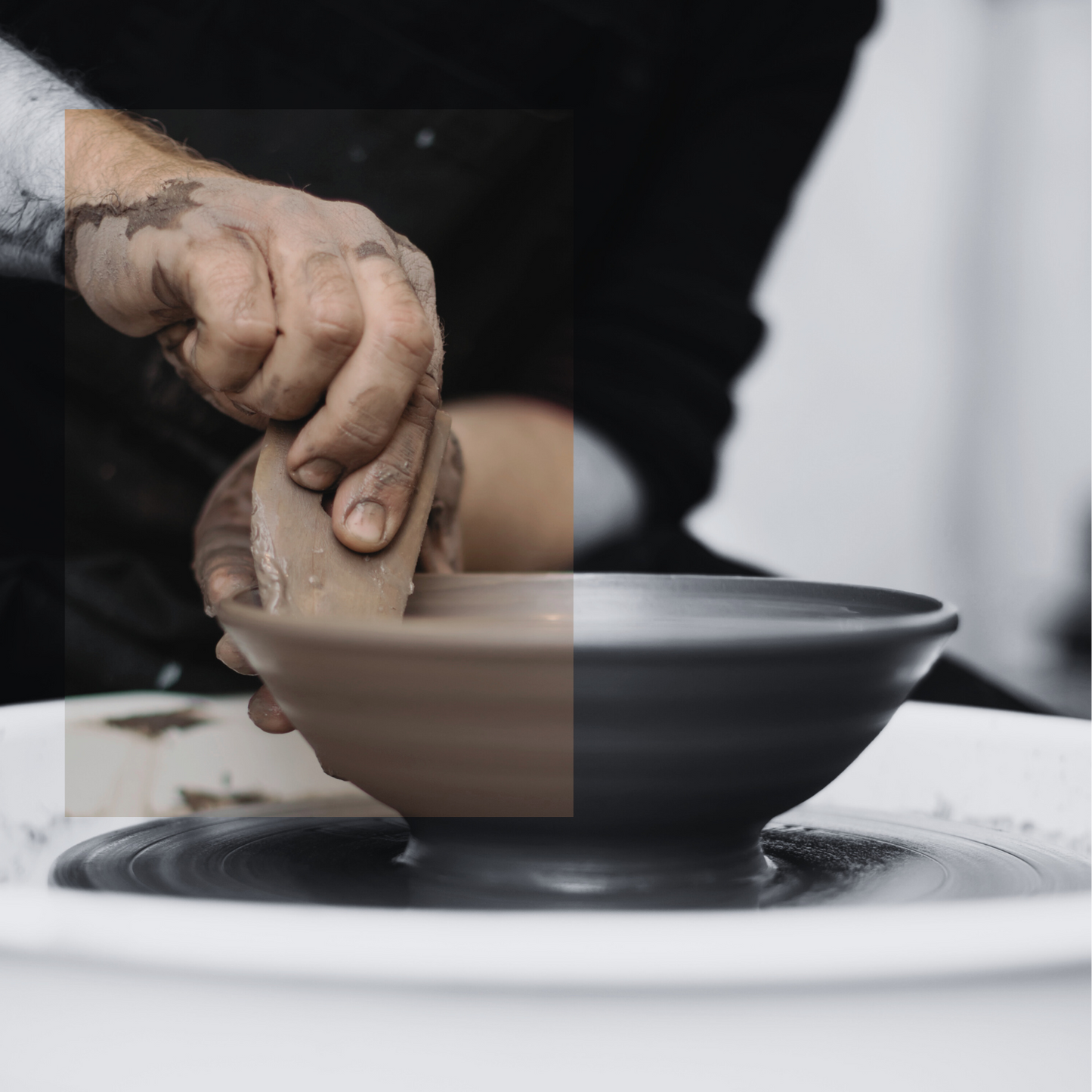 Y.BOX N°3 Un jour mon pot viendra. Adultes .1 journée de céramique 7h.